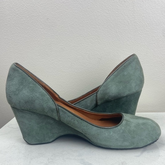 Gentle Souls Ridge Amaru Green Suede Wedge Round Toe 8 - Picture 11 of 12